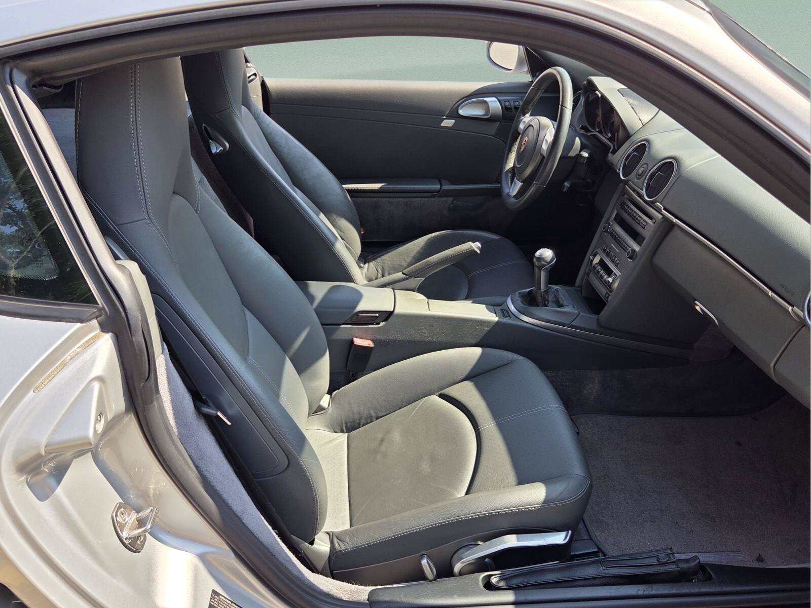 Used 2006 Porsche Cayman S RWD image 15