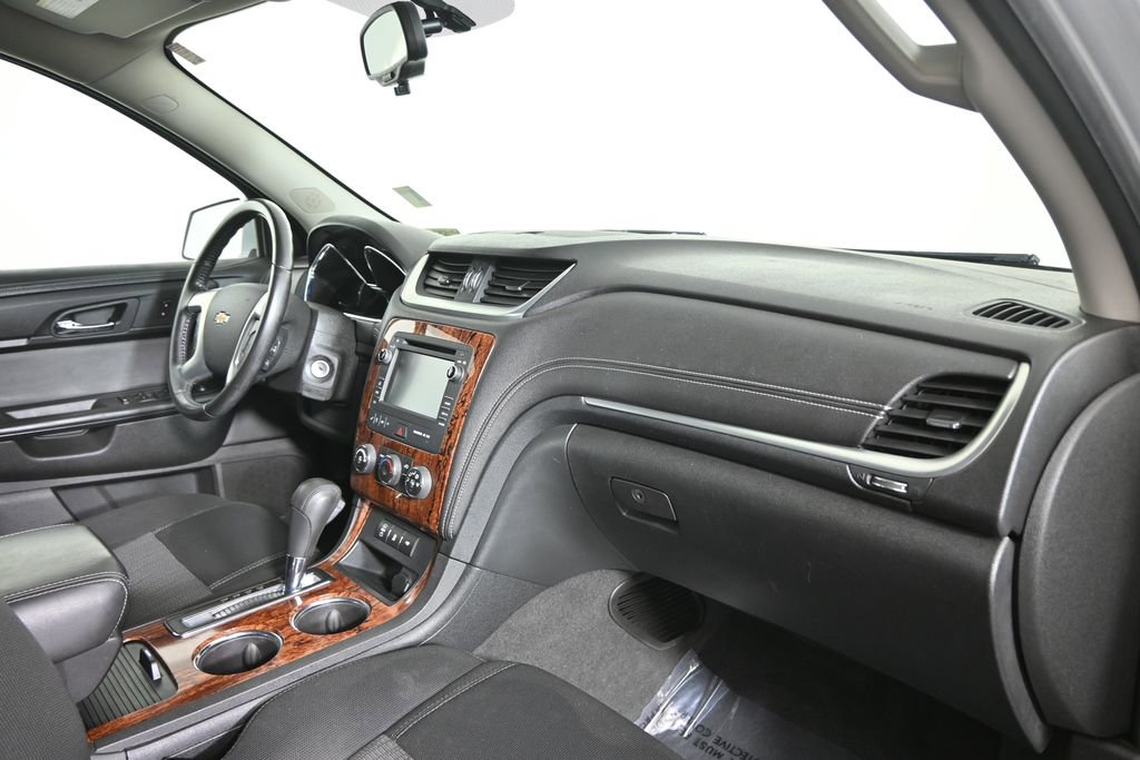 Used 2013 Chevrolet Traverse LT FWD image 14
