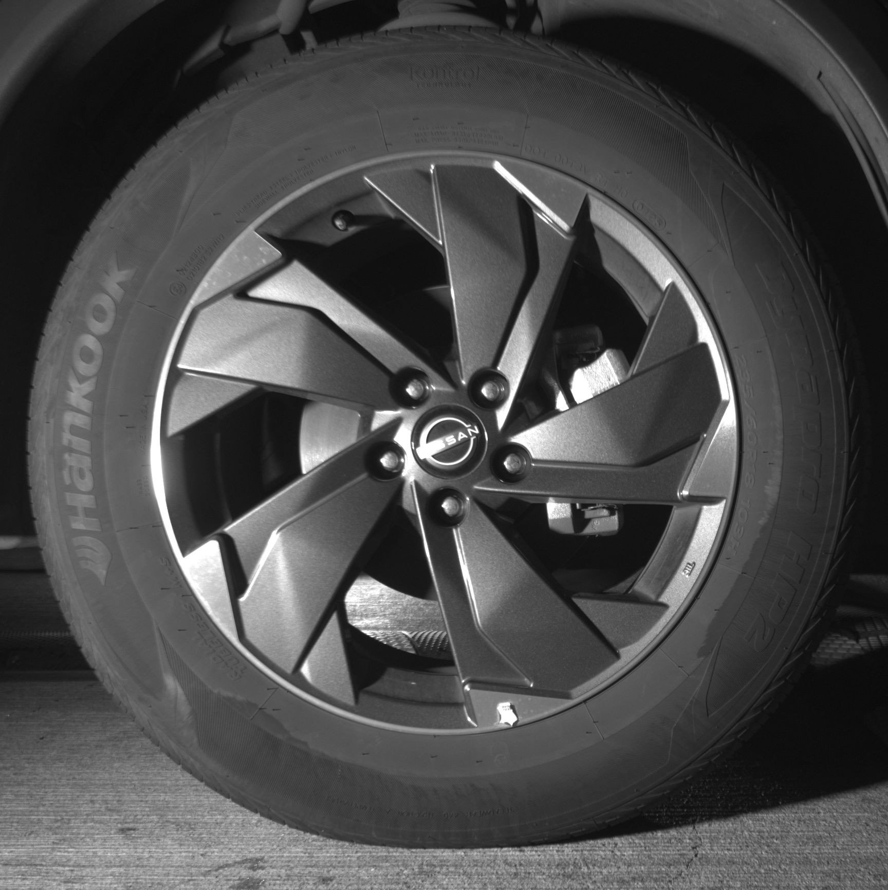 Used 2025 Nissan Rogue SV image 13