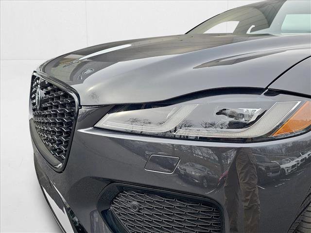New 2026 Jaguar F-PACE R-Dynamic S AWD/4WD image 29