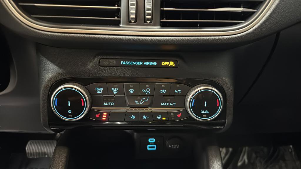 Used 2022 Ford Escape SEL image 19