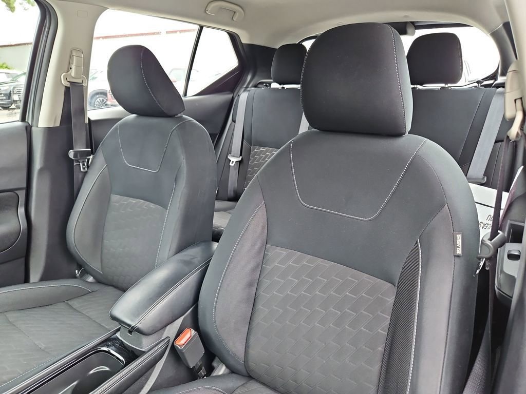 Used 2024 Nissan Kicks SV image 22