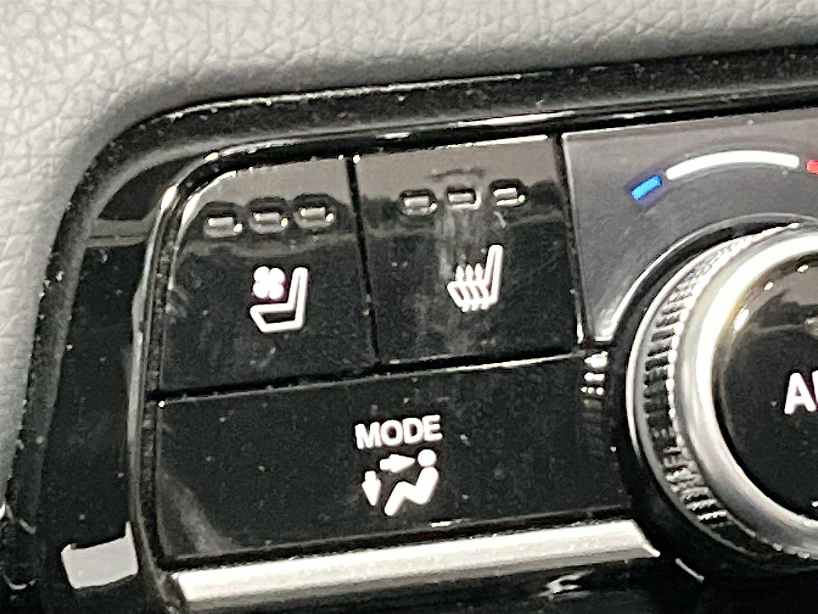 Used 2024 Honda Pilot Elite image 21