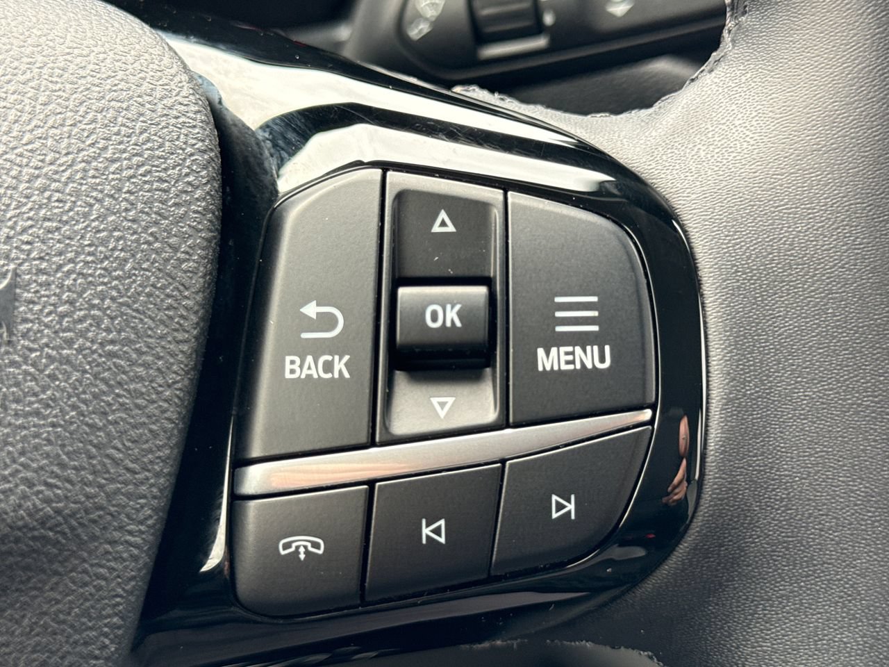 Used 2023 Ford Escape Active w/ Tech Pack #1 AWD/4WD image 28