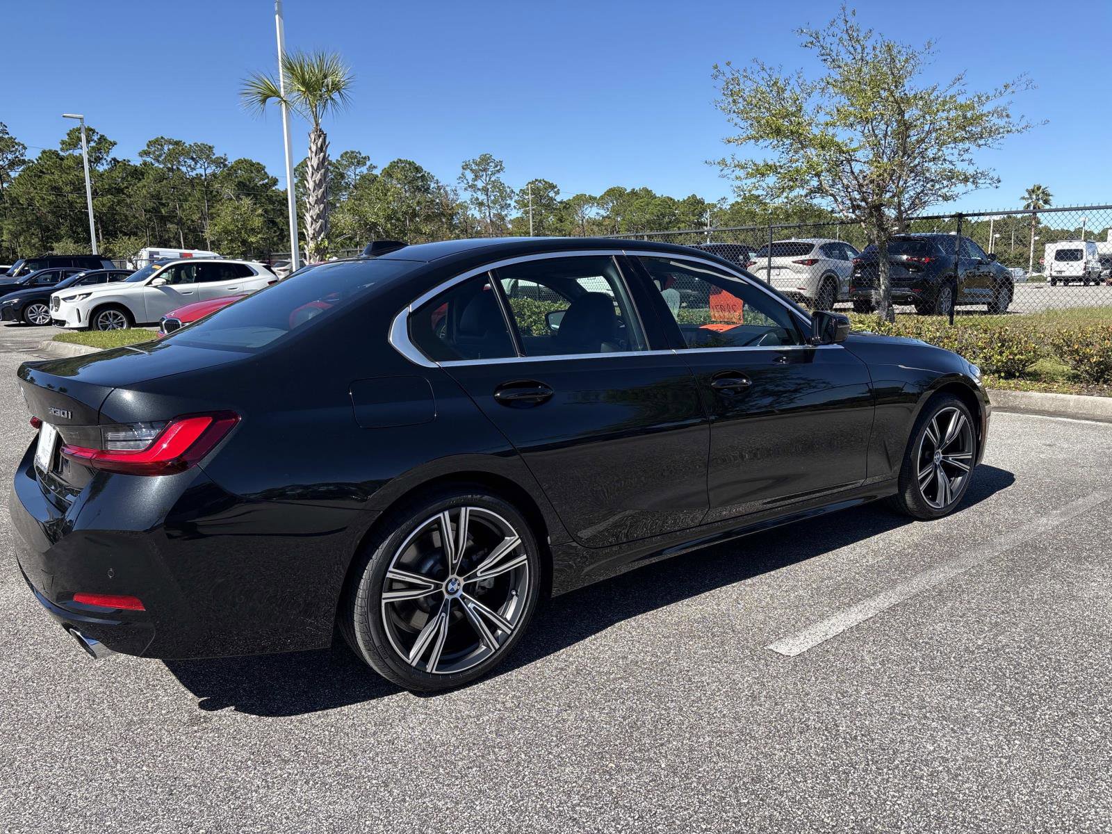 Used 2024 BMW 330i Sedan image 3