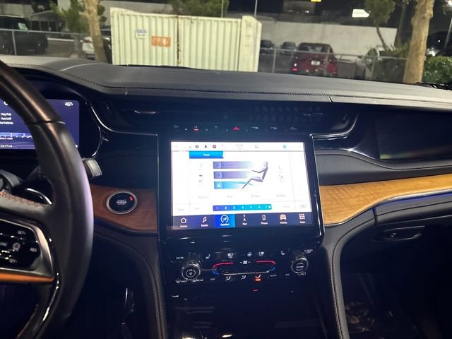 Used 2024 Jeep Grand Cherokee L Summit image 20