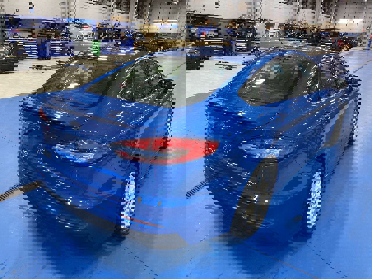 Used 2019 Ford Fusion Energi Titanium image 7