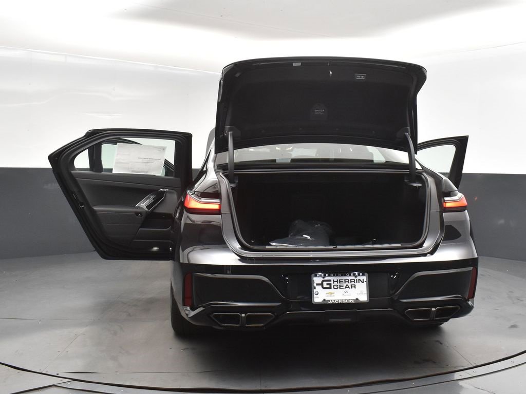 New 2026 BMW 760i xDrive w/ Executive Package image 32