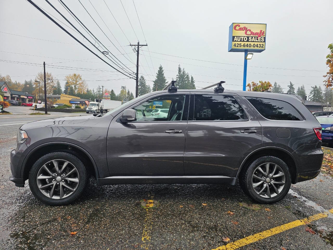 Used 2017 Dodge Durango GT image 3