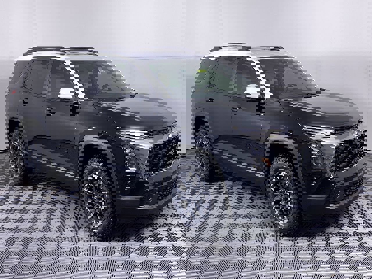 New 2025 Chevrolet Equinox ACTIV w/ Safety and Technology Package image 20