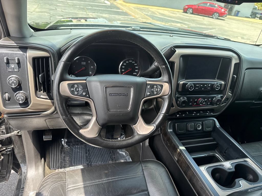 Used 2015 GMC Sierra 1500 Denali AWD/4WD image 18