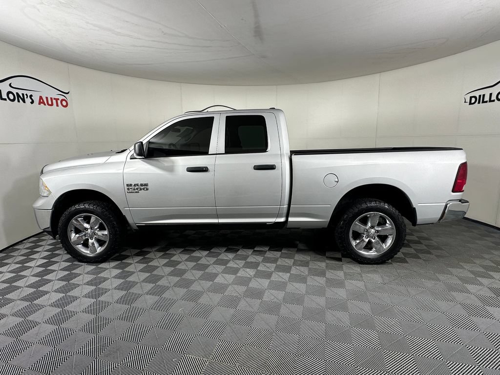 Used 2019 RAM 1500 ST w/ SXT Plus Group AWD/4WD image 3