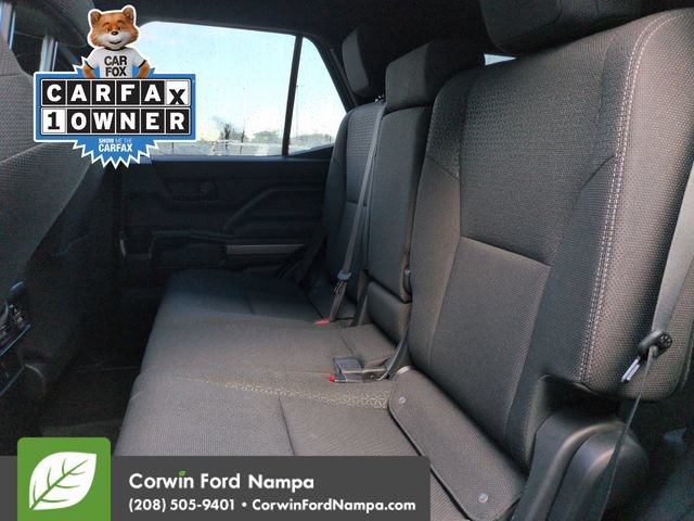 Used 2025 Toyota 4Runner SR5 AWD/4WD image 26