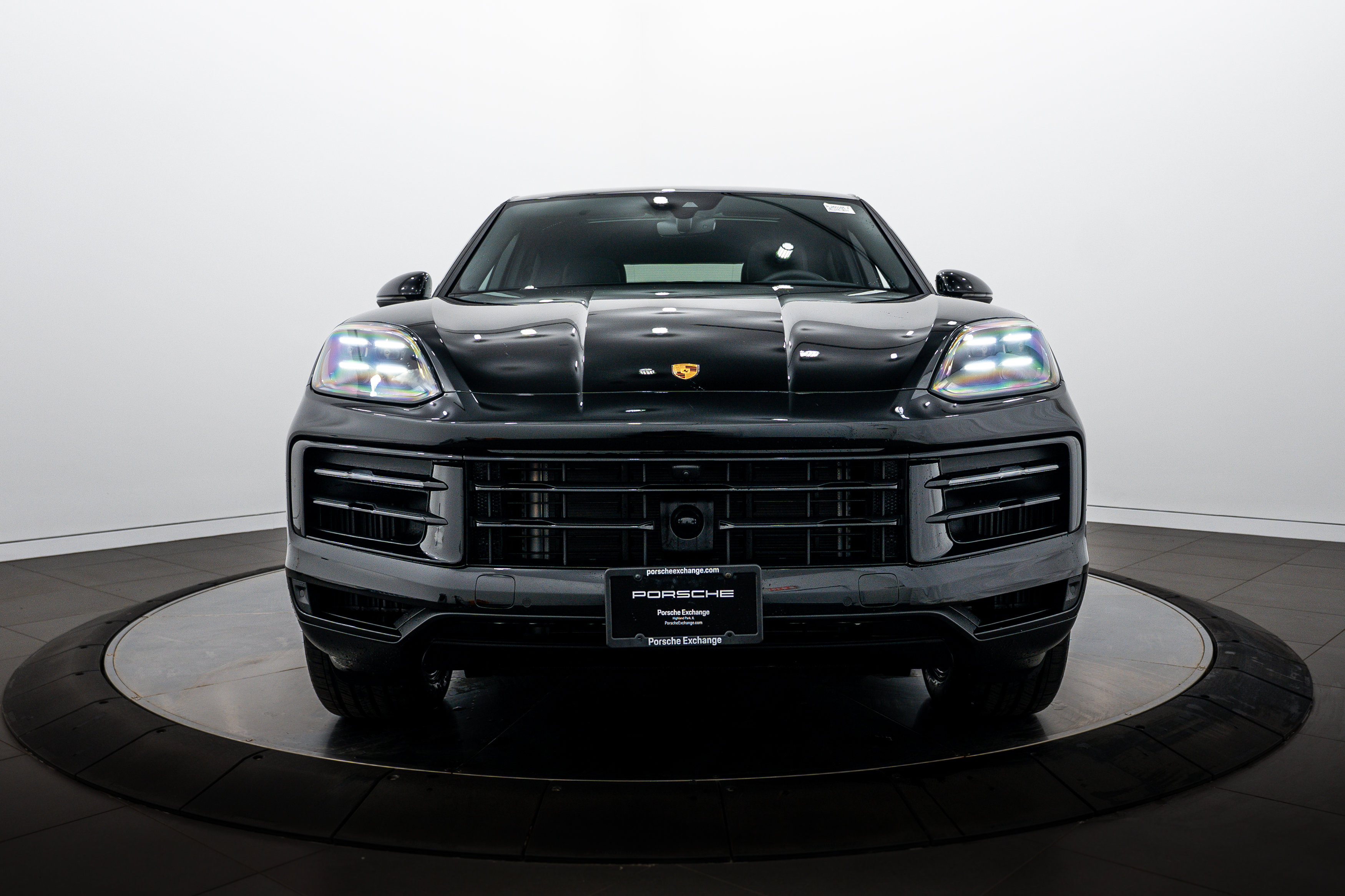 Certified 2026 Porsche Cayenne Coupe AWD/4WD image 10