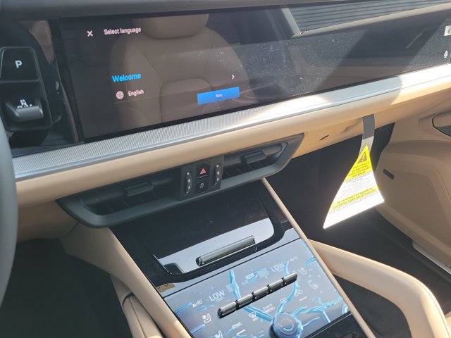 New 2026 Porsche Cayenne AWD/4WD image 32