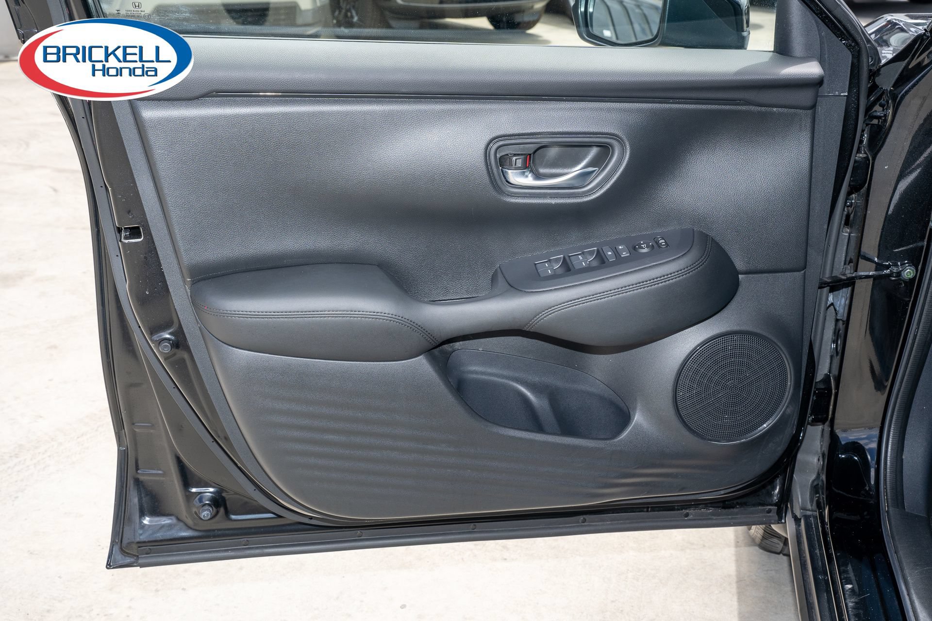 Certified 2024 Honda HR-V LX image 10
