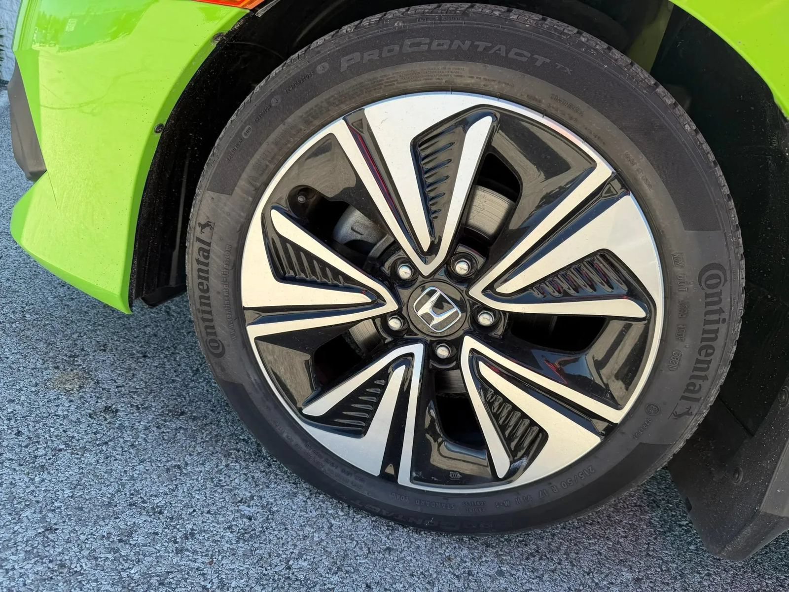 Used 2017 Honda Civic EX-T image 19