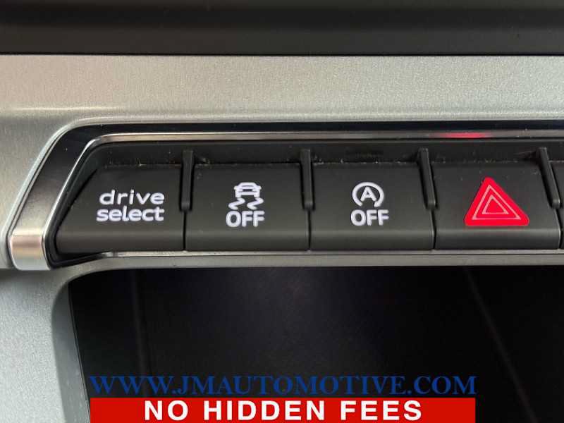 Used 2021 Audi Q3 2.0T Premium AWD/4WD image 32