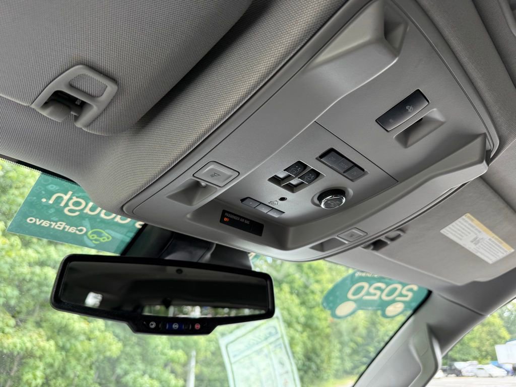 Certified 2020 GMC Yukon Denali w/ Denali Ultimate Package image 38