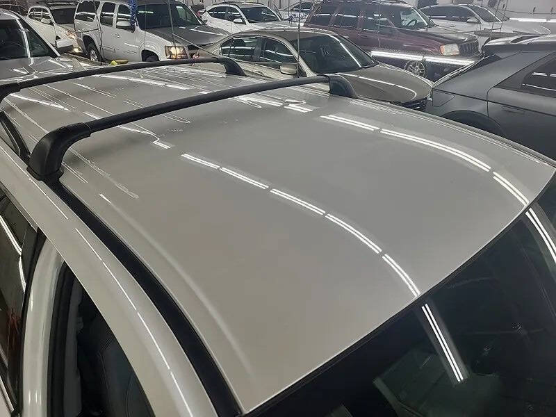 Used 2018 Toyota Highlander Plus w/ Carpet Mat Package (TMS) AWD/4WD image 6