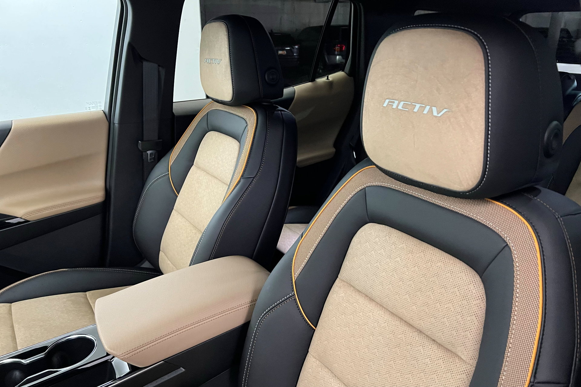 New 2026 Chevrolet Equinox ACTIV w/ Convenience Package III image 17