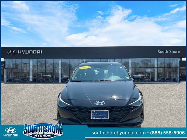 Certified 2023 Hyundai Elantra SE FWD image 2