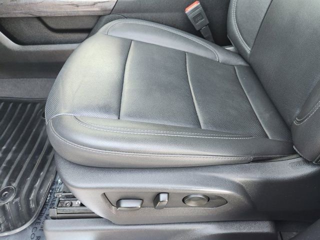 Used 2025 Chevrolet Silverado 1500 LTZ image 26