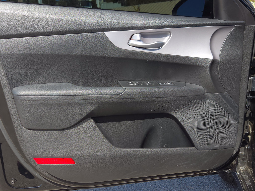 Used 2023 Kia Forte LXS FWD image 19