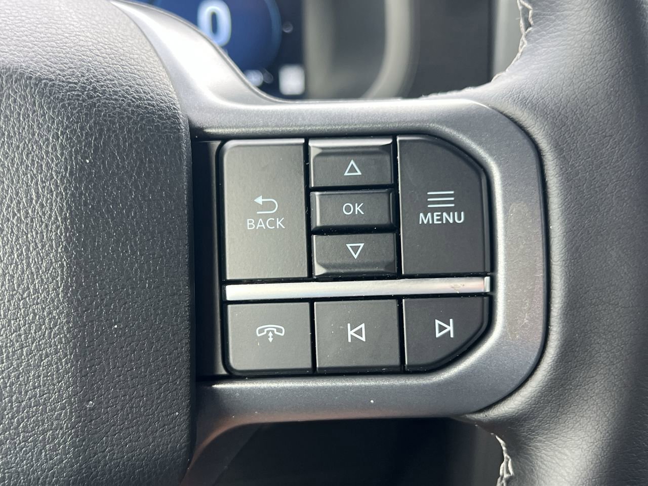 New 2025 Ford F150 XLT w/ Equipment Group 303A High image 32