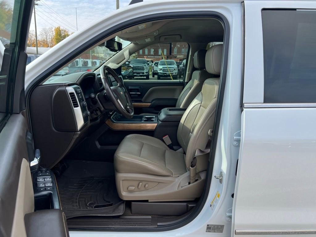 Used 2018 Chevrolet Silverado 1500 LTZ w/ Sport Package image 13
