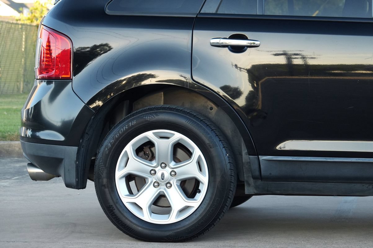 Used 2011 Ford Edge SEL w/ 202A Rapid Spec Order Code FWD image 27