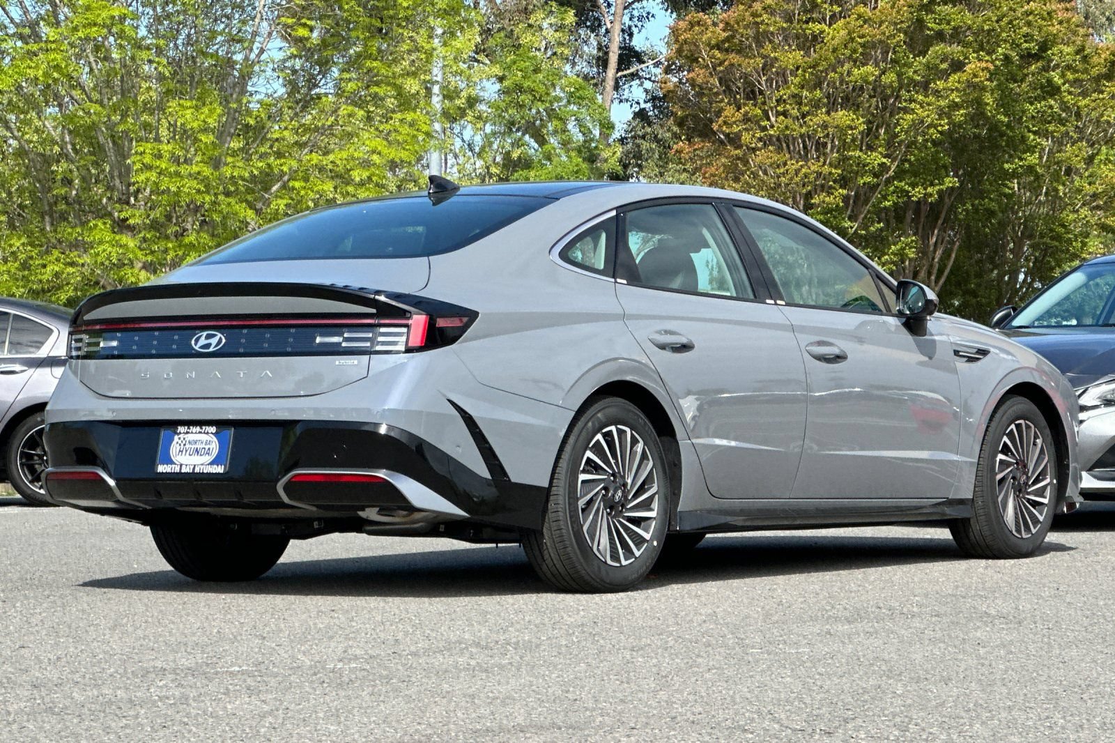 New 2026 Hyundai Sonata Limited FWD image 4