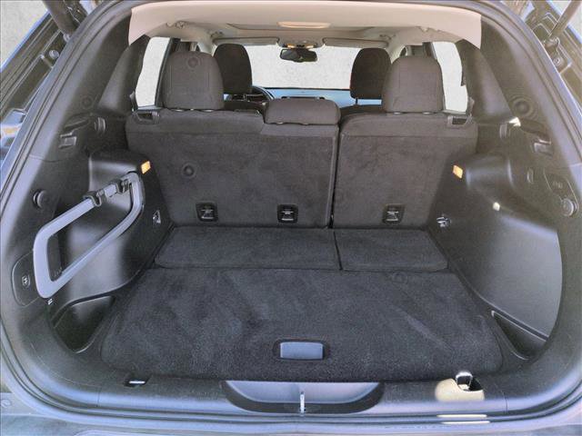 Used 2016 Jeep Cherokee 75th Anniversary image 4