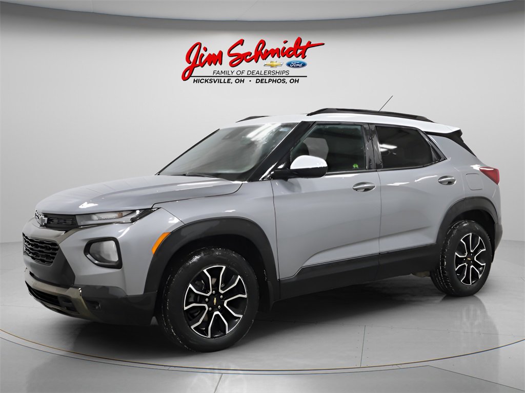 Used 2023 Chevrolet TrailBlazer ACTIV w/ Sun and Liftgate Package image 2