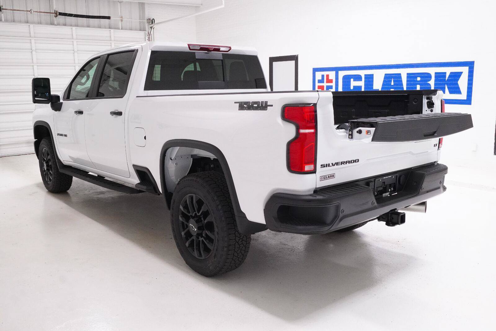 New 2026 Chevrolet Silverado 2500 LT w/ Trail Boss Package AWD/4WD image 32