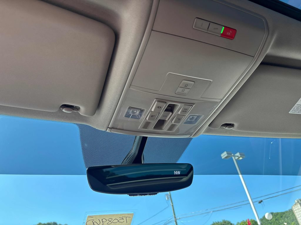 Used 2021 Volkswagen Atlas SE FWD image 19
