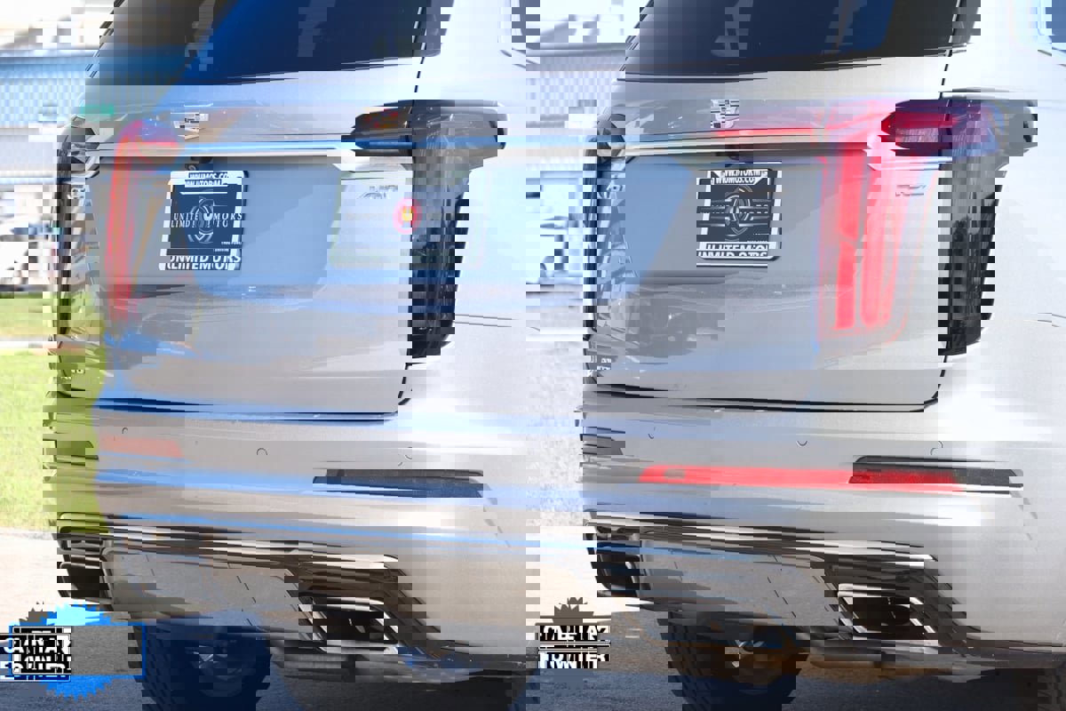 Used 2023 Cadillac XT6 Premium Luxury image 59