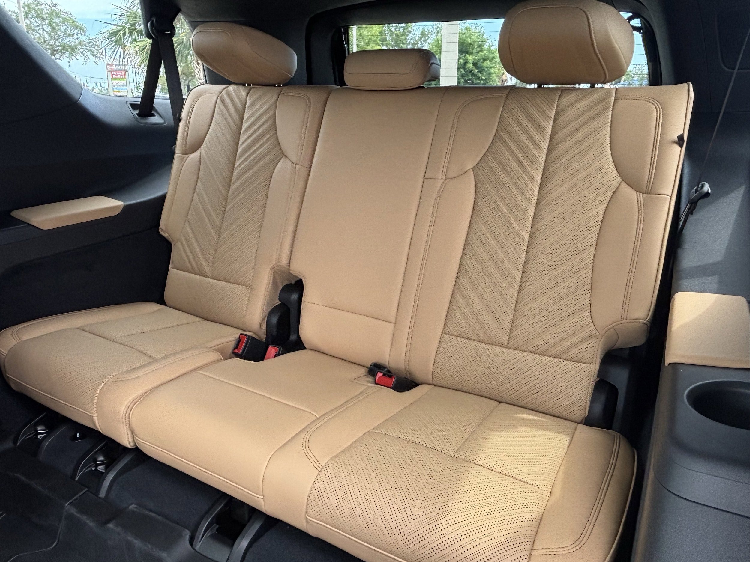 New 2026 Cadillac Escalade IQL Sport 2 w/ LPO, ONYX Package AWD/4WD image 37