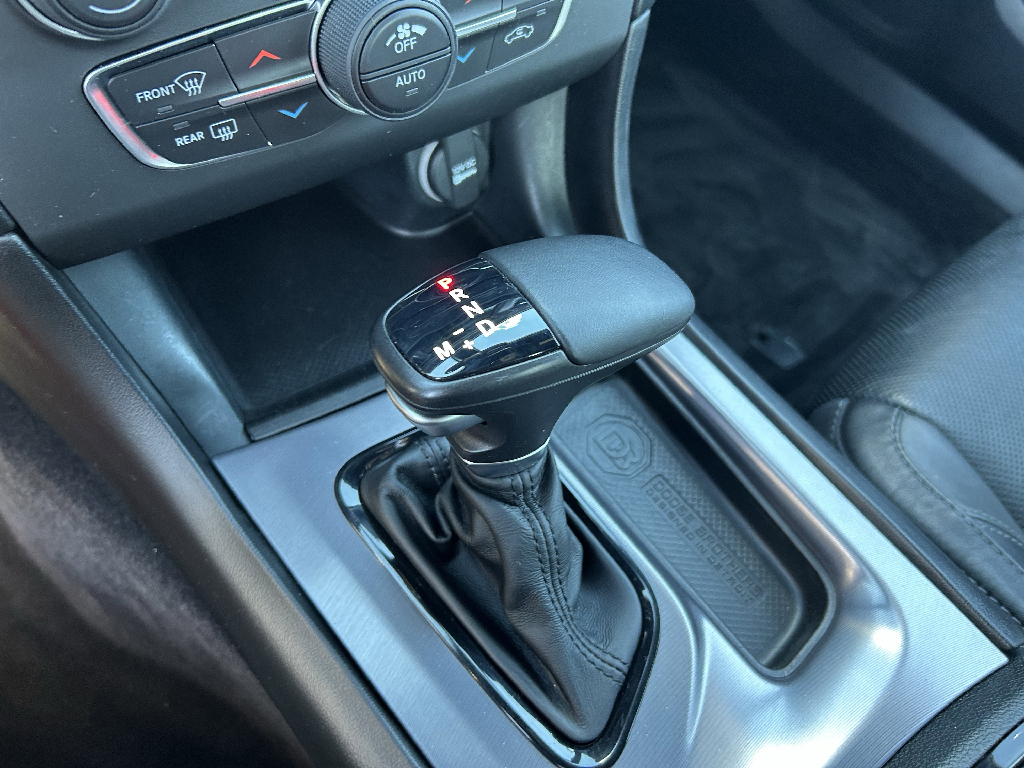 Used 2019 Dodge Charger SXT w/ Plus Group image 15