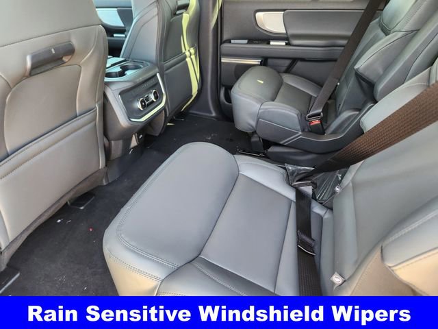 New 2026 Ford Expedition Active image 29