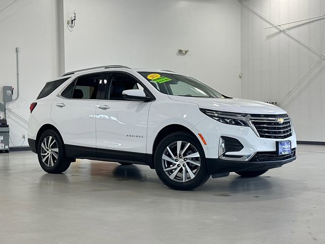 Used 2023 Chevrolet Equinox Premier AWD/4WD image 2