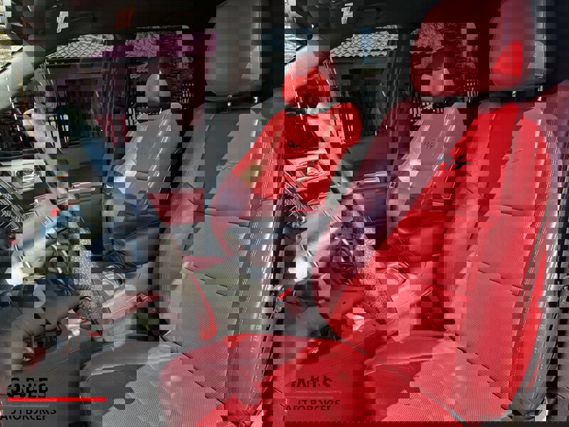 Used 2018 Dodge Durango R/T w/ Technology Group RWD image 22