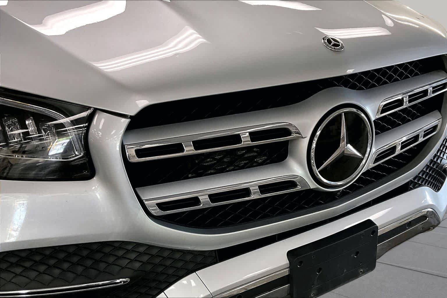 Certified 2021 Mercedes-Benz GLS 450 4MATIC image 32