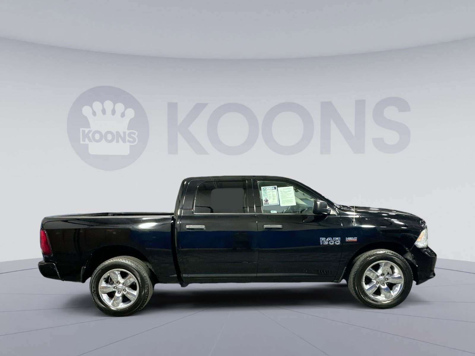 Used 2015 RAM 1500 Express image 8