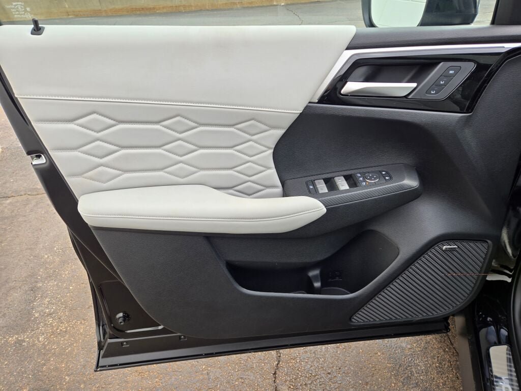 New 2026 Mitsubishi Outlander SEL AWD/4WD image 21