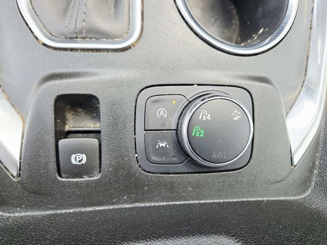 Certified 2023 Chevrolet Traverse LT w/ LT Premium Package image 30