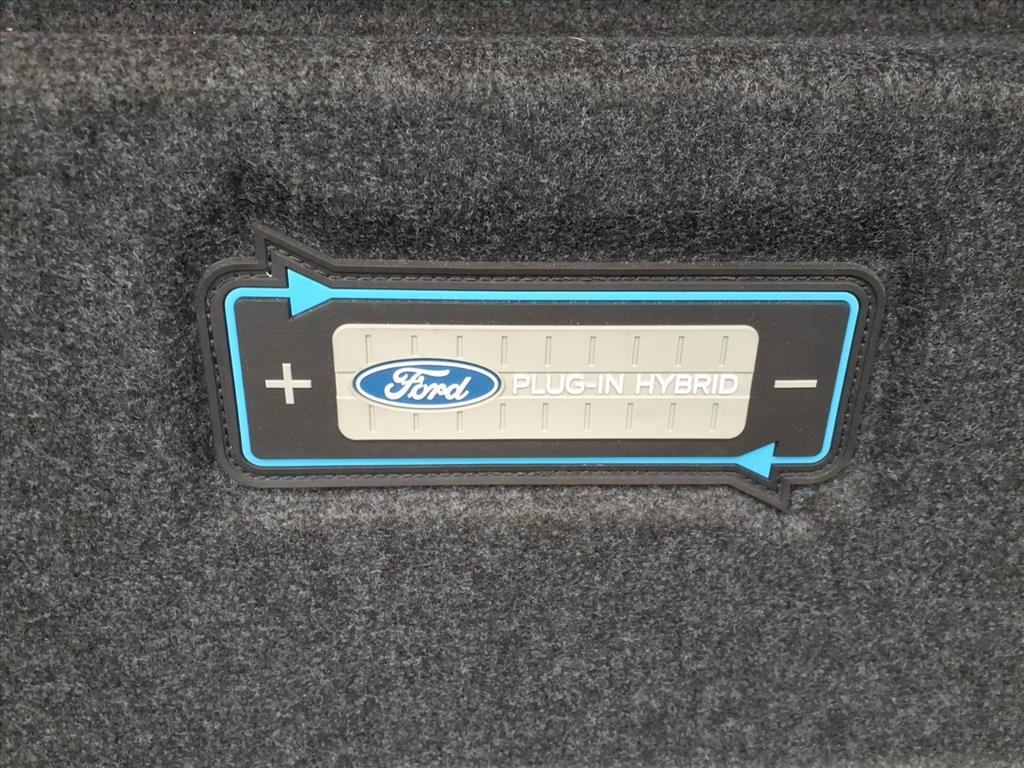 Used 2020 Ford Fusion Energi Titanium image 15
