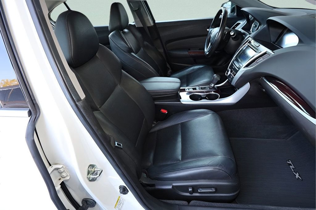 Used 2016 Acura TLX w/ Technology Package FWD image 13