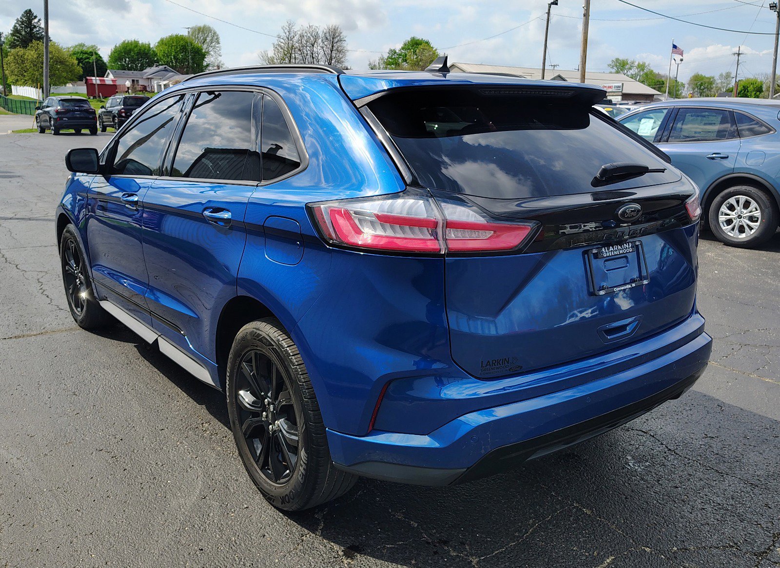 Used 2023 Ford Edge SE w/ Black Appearance Package AWD/4WD image 7