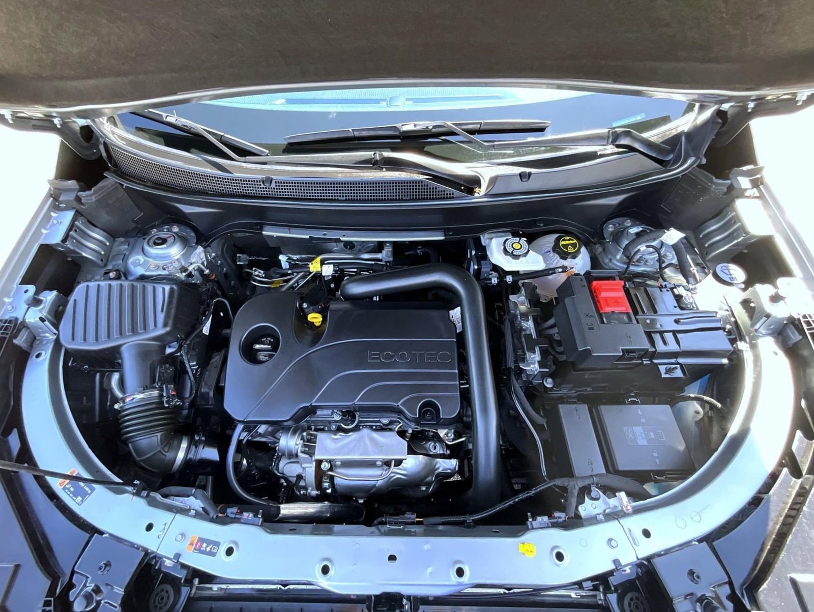 Certified 2025 Chevrolet Equinox LT AWD/4WD image 24